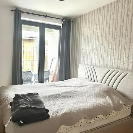 Family Corner Apartment